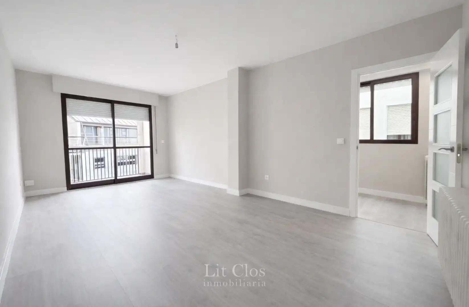 Living room of Flat for sale in O Barco de Valdeorras    with Heating, Terrace and Storage room