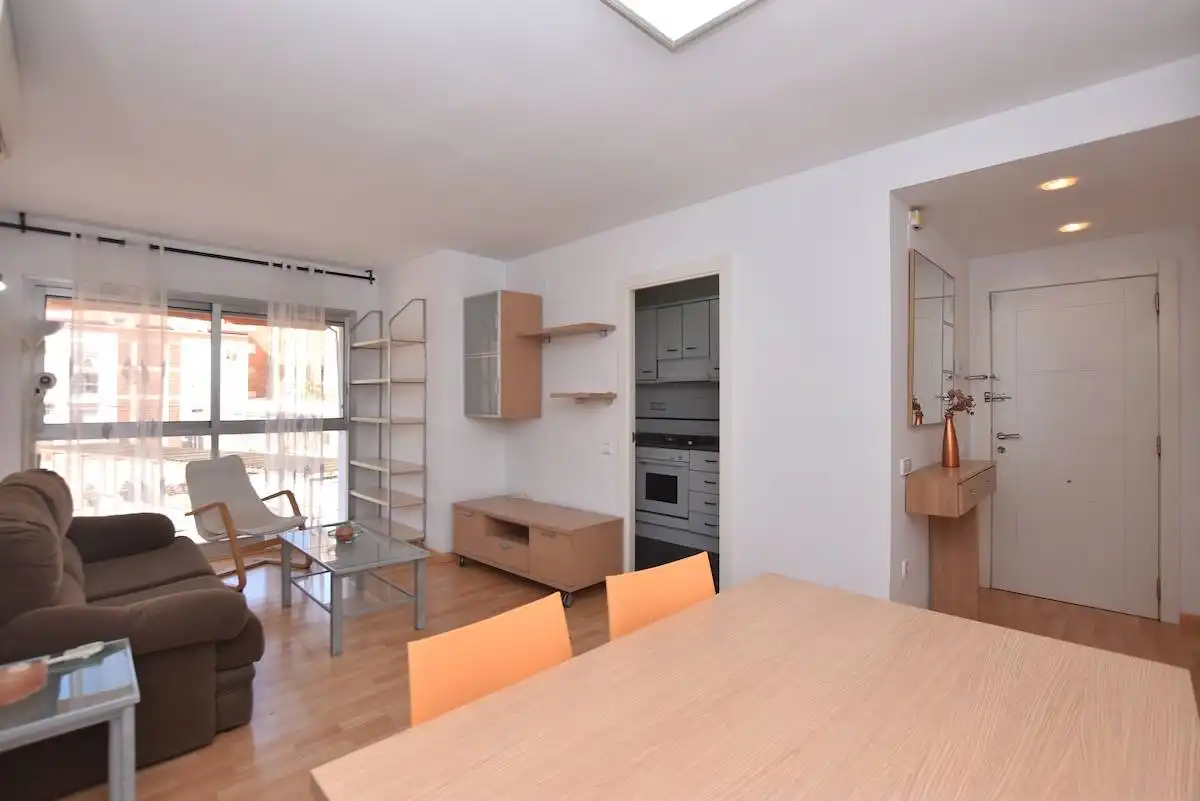 Living room of Flat for sale in Vilanova i la Geltrú  with Air Conditioner, Heating and Parquet flooring