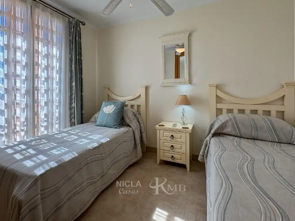 Habitación de Apartamento en venta en Cuevas del Almanzora con Aire acondicionado, Terraza y Amueblado