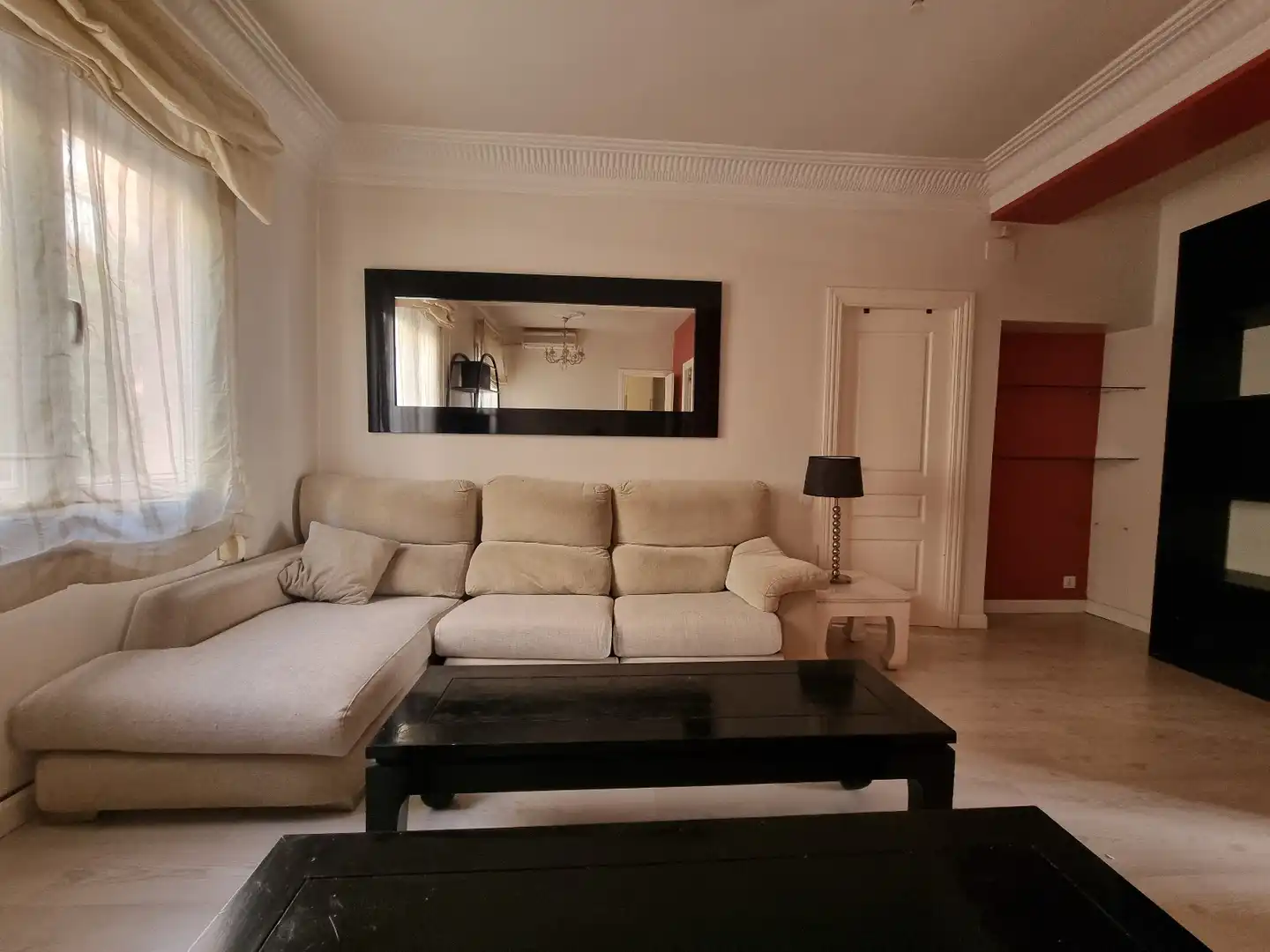 Wohnzimmer von Wohnungen zur Miete in  Zaragoza Capital mit Heizung, Parkett und Möbliert