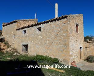 Vista exterior de Finca rústica en venda en Caspe amb Jardí privat