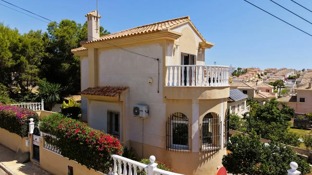Casa amb piscina en venda a San Miguel de Salinas, imagen 6