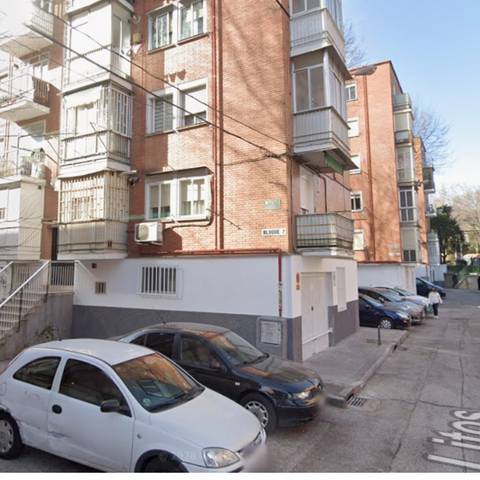 Piso en Venta en Calle Litos en Los Ángeles