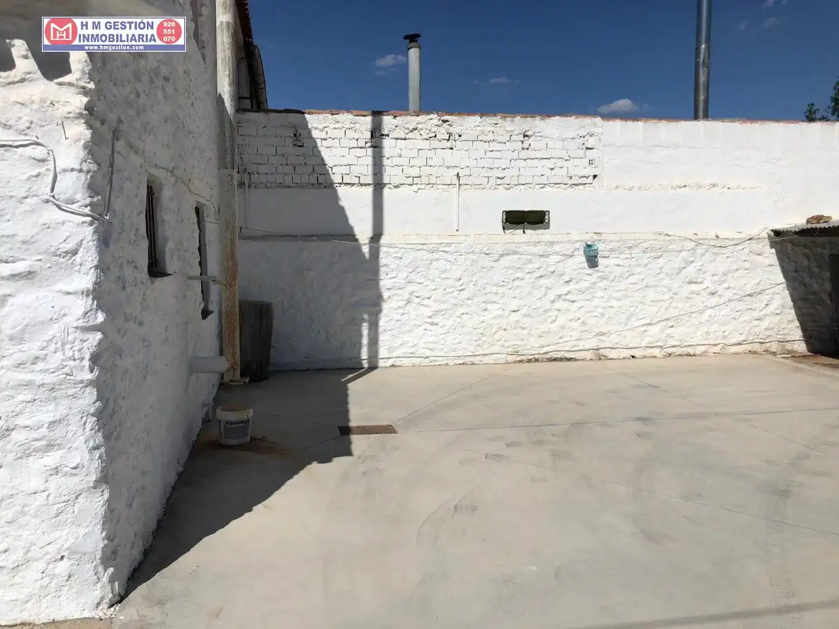 Vista exterior de Casa o xalet en venda en Alcázar de San Juan amb Terrassa