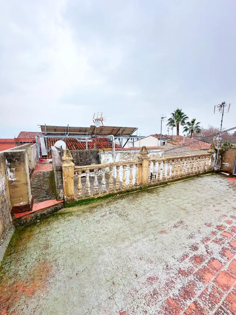 Vista exterior de Piso en venta en Benicolet con Amueblado y Balcón
