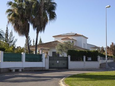 Haus zum Verkauf in Calle Bartolomé de las Casas 2