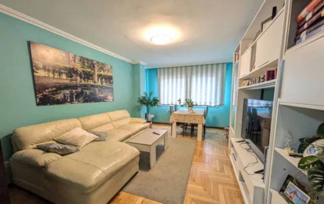 Piso en Venta en Rúa Rafael Dieste en A Parda