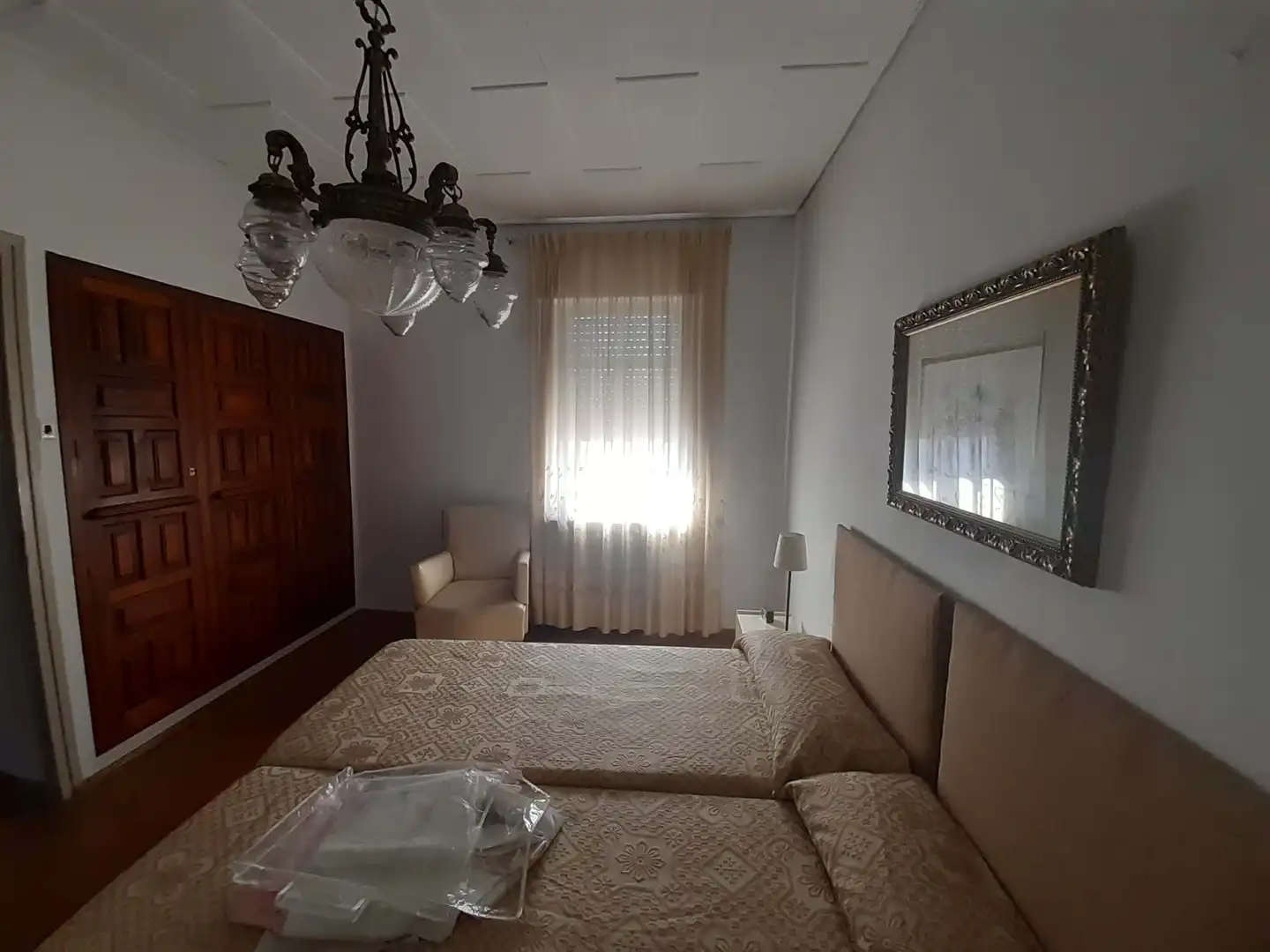 Habitación de Casa o chalet en venta en La Bañeza  con Calefacción