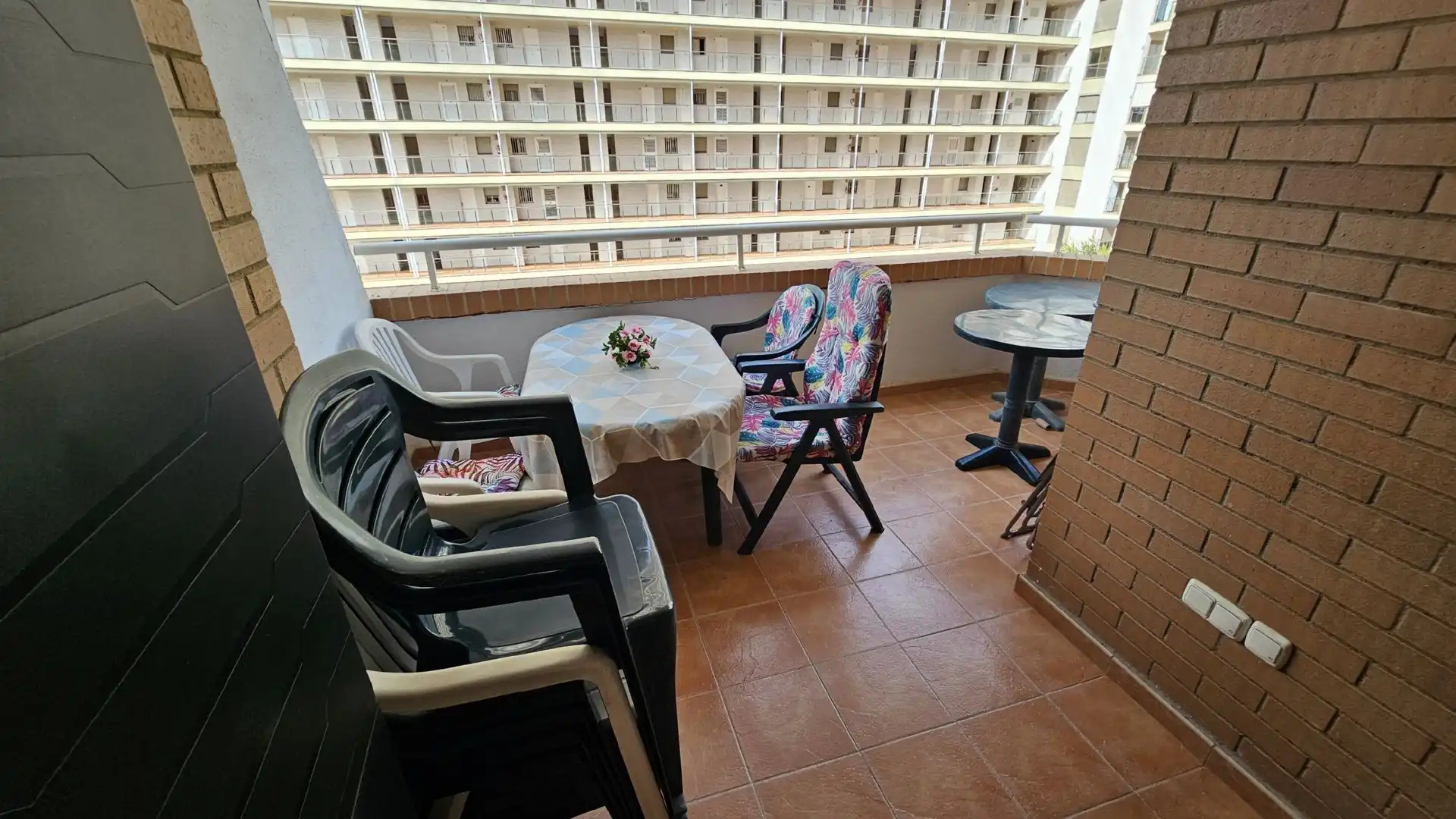 Apartamento con piscina en venta en Amplaeies 37, imagen 3