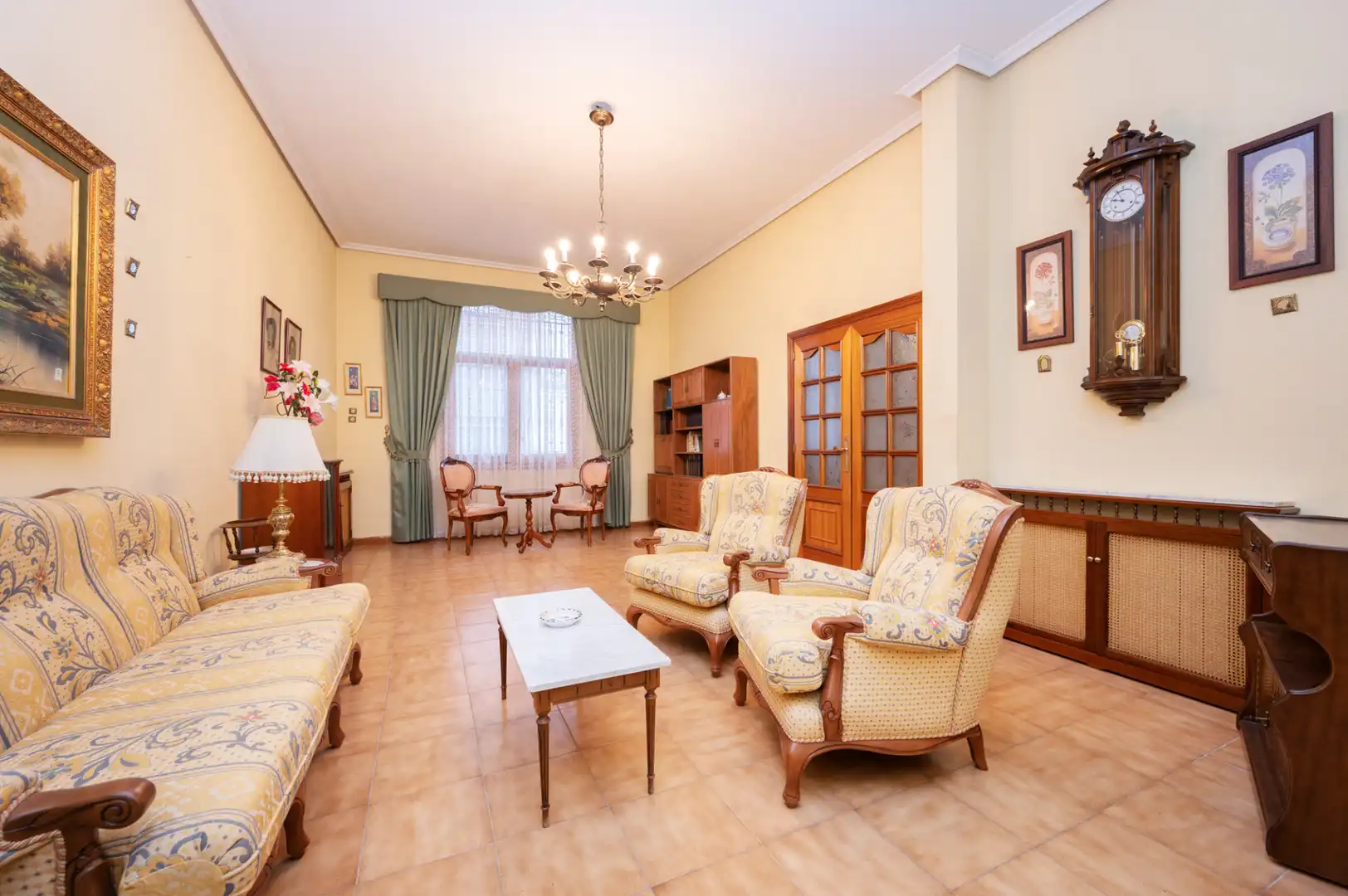 Sala de estar de Casa o chalet en venta en Colmenar Viejo con Calefacción, Parquet y Terraza