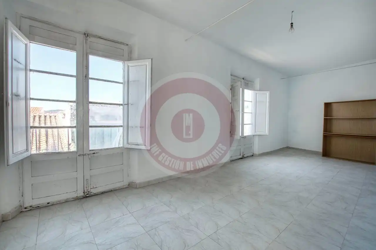 Sala d'estar de Casa o xalet en venda en Vélez-Málaga amb Jardí privat i Piscina