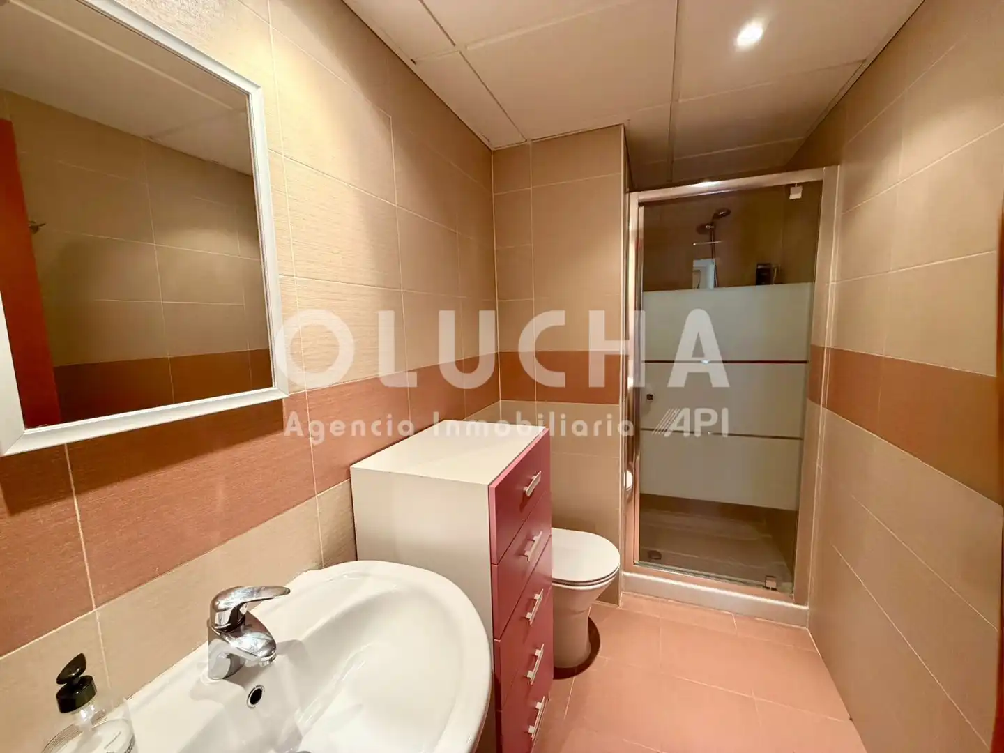 Baño de Piso en venta en Castellón de la Plana / Castelló de la Plana con Balcón