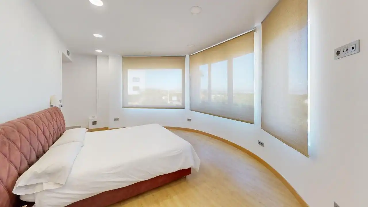 Chalet con piscina en venta en Los Balcones - Los Altos, imagen 25
