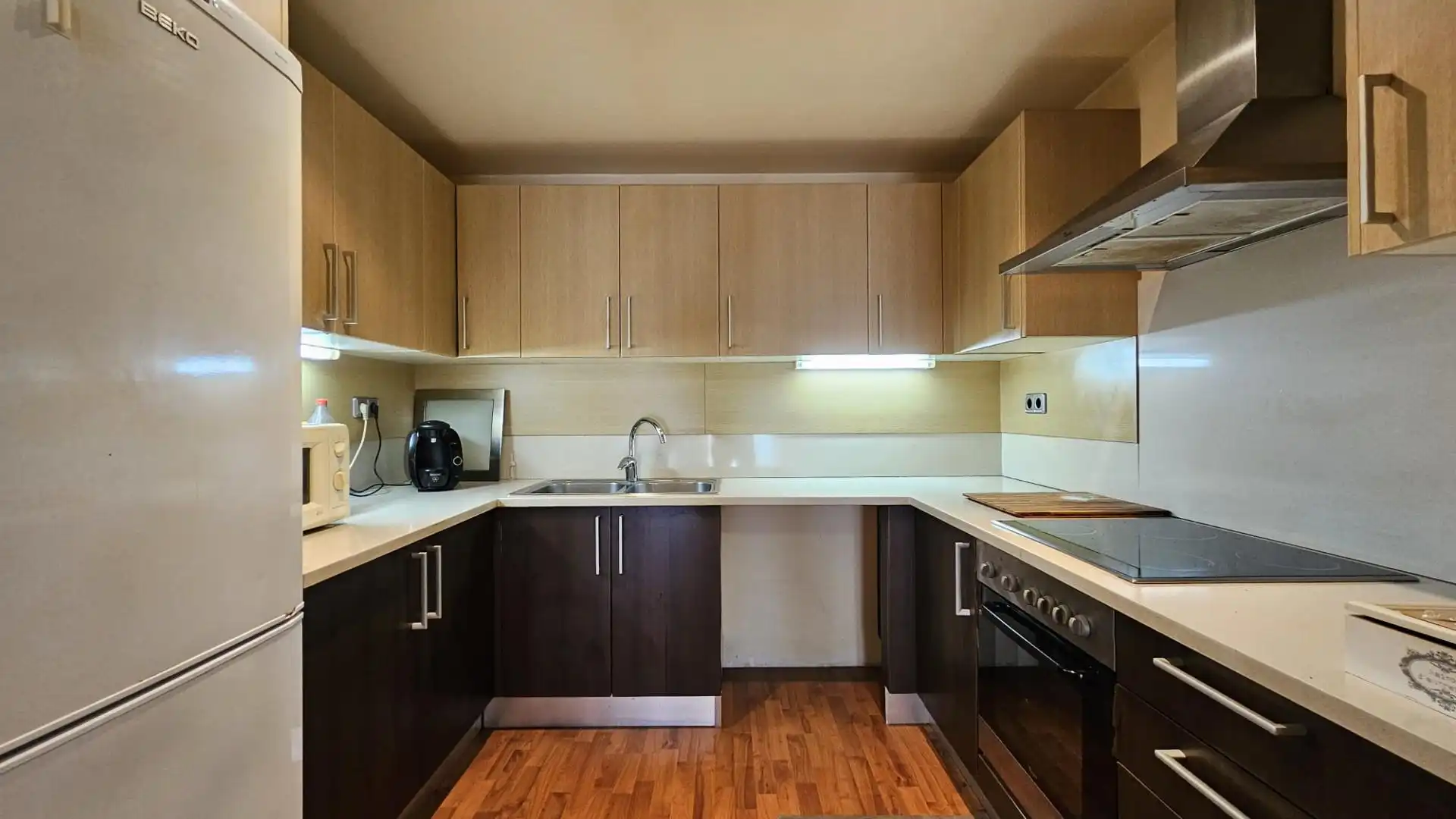 Flat for sale in Nou, 163, Creu de la Mà