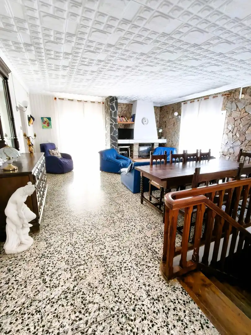Sala d'estar de Casa o xalet en venda en Lliçà d'Amunt amb Aire condicionat, Jardí privat i Terrassa