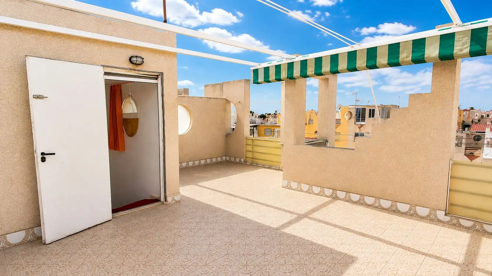 Terrasse von Maisonette zum Verkauf in Torrevieja