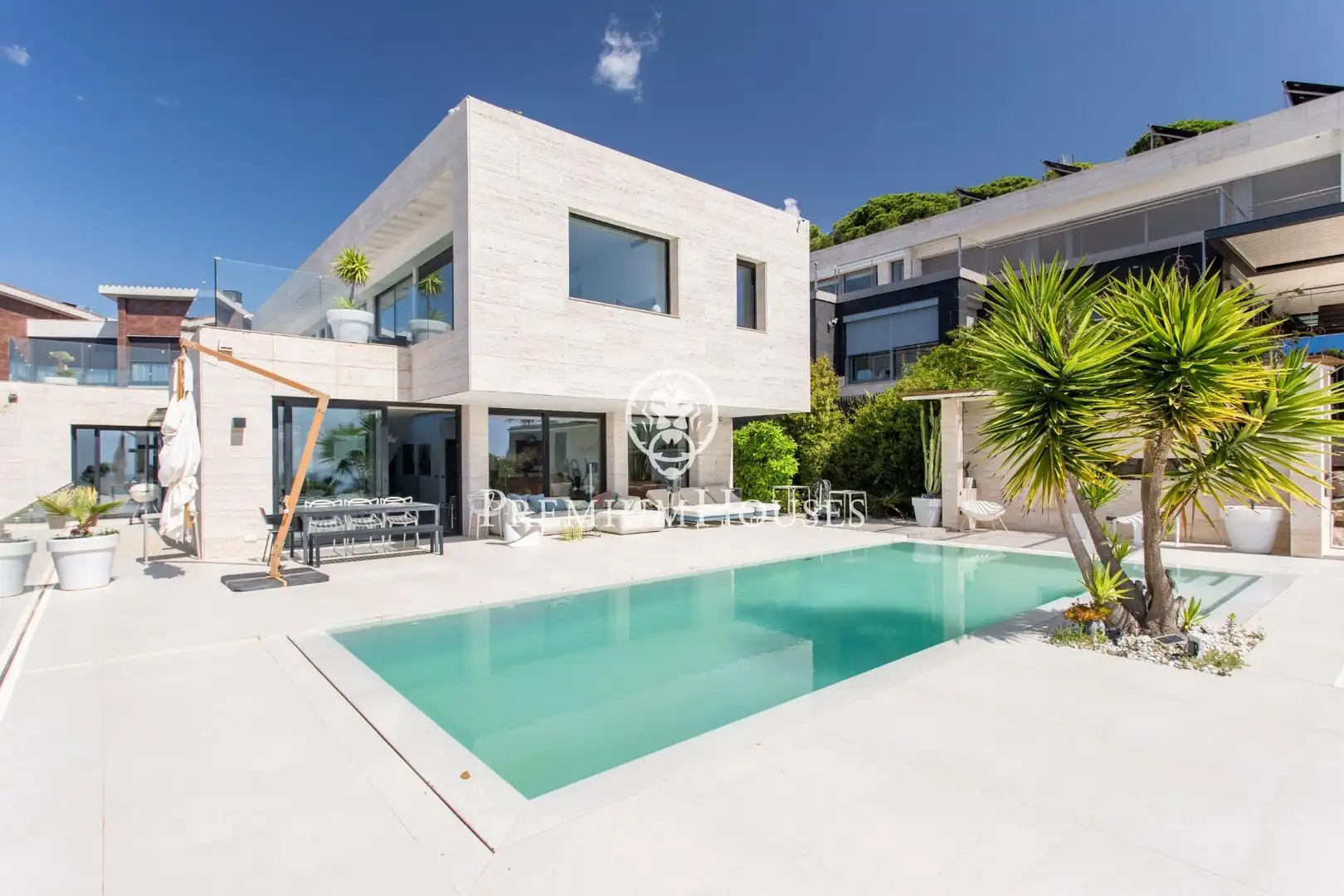 Casa con terraza en venta en Montalnou - Milans del Bosc, imagen 7