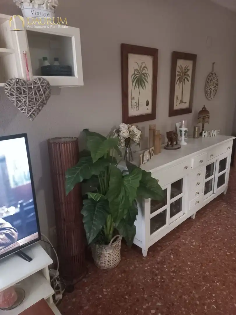 Living room of Flat for sale in Valencia  with Air Conditioner, Heating and Terrace