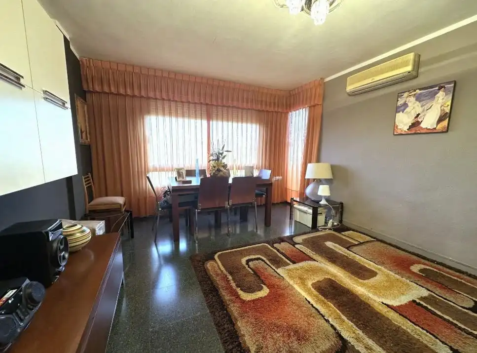 Sala d'estar de Pis en venda en Ontinyent amb Aire condicionat, Traster i Balcó