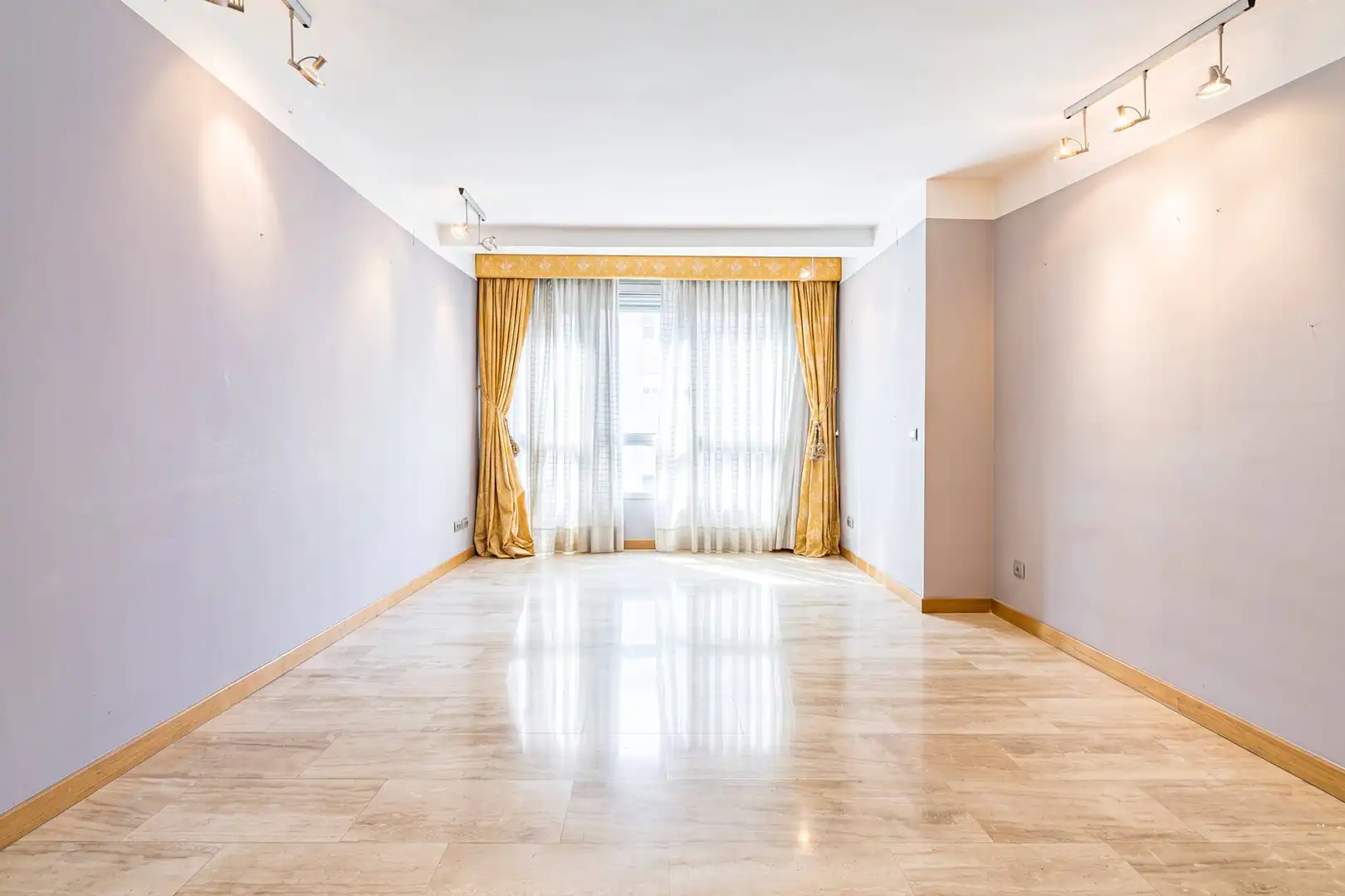Sala d'estar de Pis en venda en Murcia amb Aire condicionat i Balcó