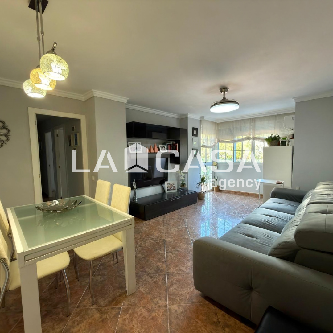 Vista exterior de Pis en venda en  Sevilla Capital