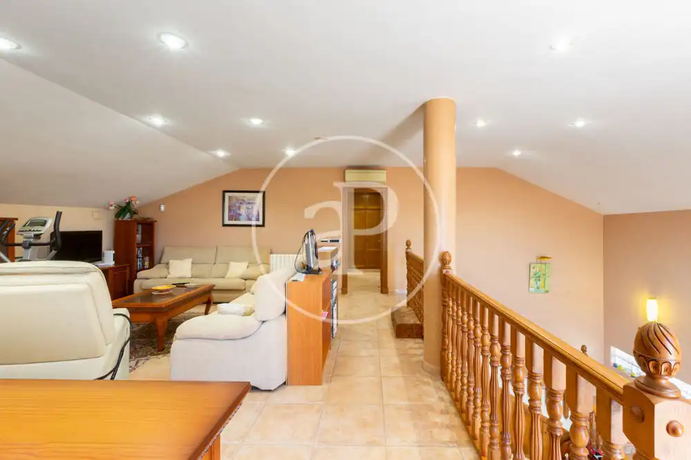 Casa o chalet en venta en Sagunto / Sagunt con Aire acondicionado, Calefacción y Jardín privado