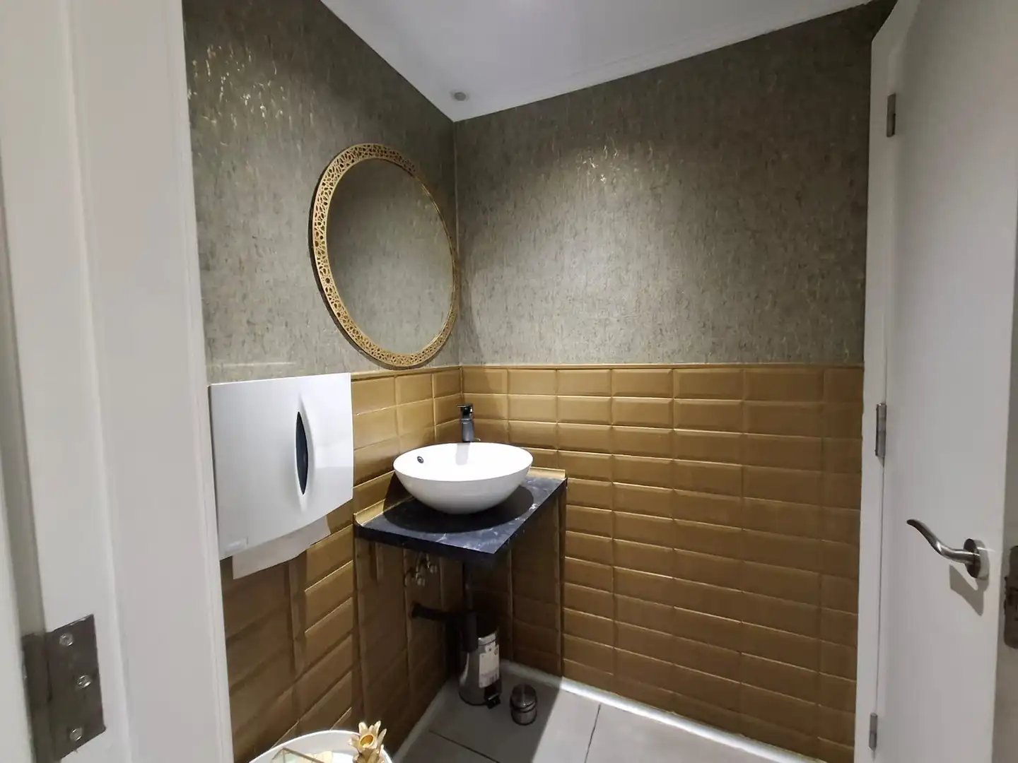 Baño de Local en traspaso en Vigo  con Aire acondicionado, Terraza y Amueblado