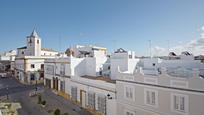 Vista exterior de Casa o xalet en venda en Puerto Real amb Terrassa