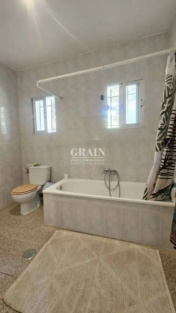 Detached house with pool for sale in Pedanías - Extrarradio, imagen 14