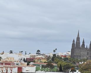 Vista exterior de Pis en venda en Arucas