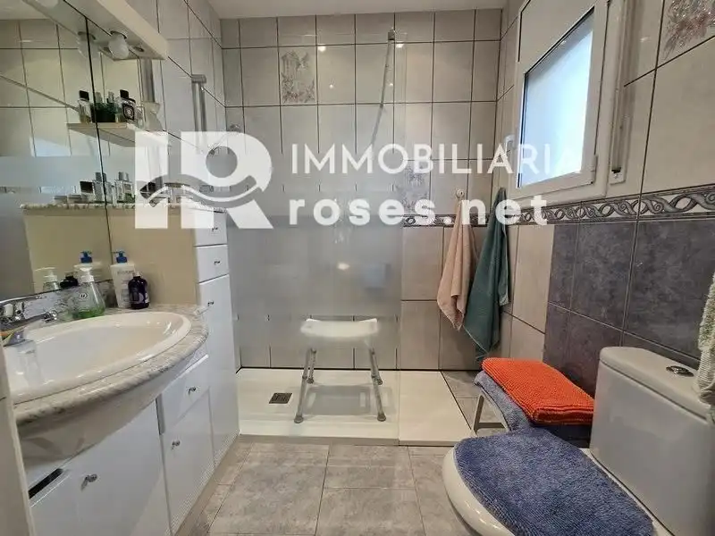 Casa con piscina en venta en Pení, imagen 15