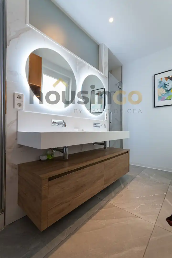 Badezimmer von Wohnung zur Miete in Madrid mit Klimaanlage, Heizung und Abstellraum