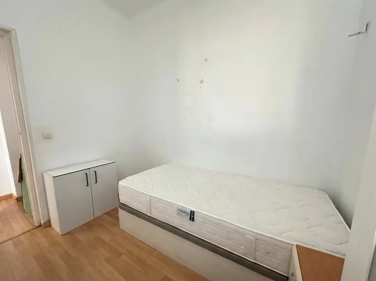 Bedroom of Flat for sale in Madrid  with Heating, Furnished and Washing machine