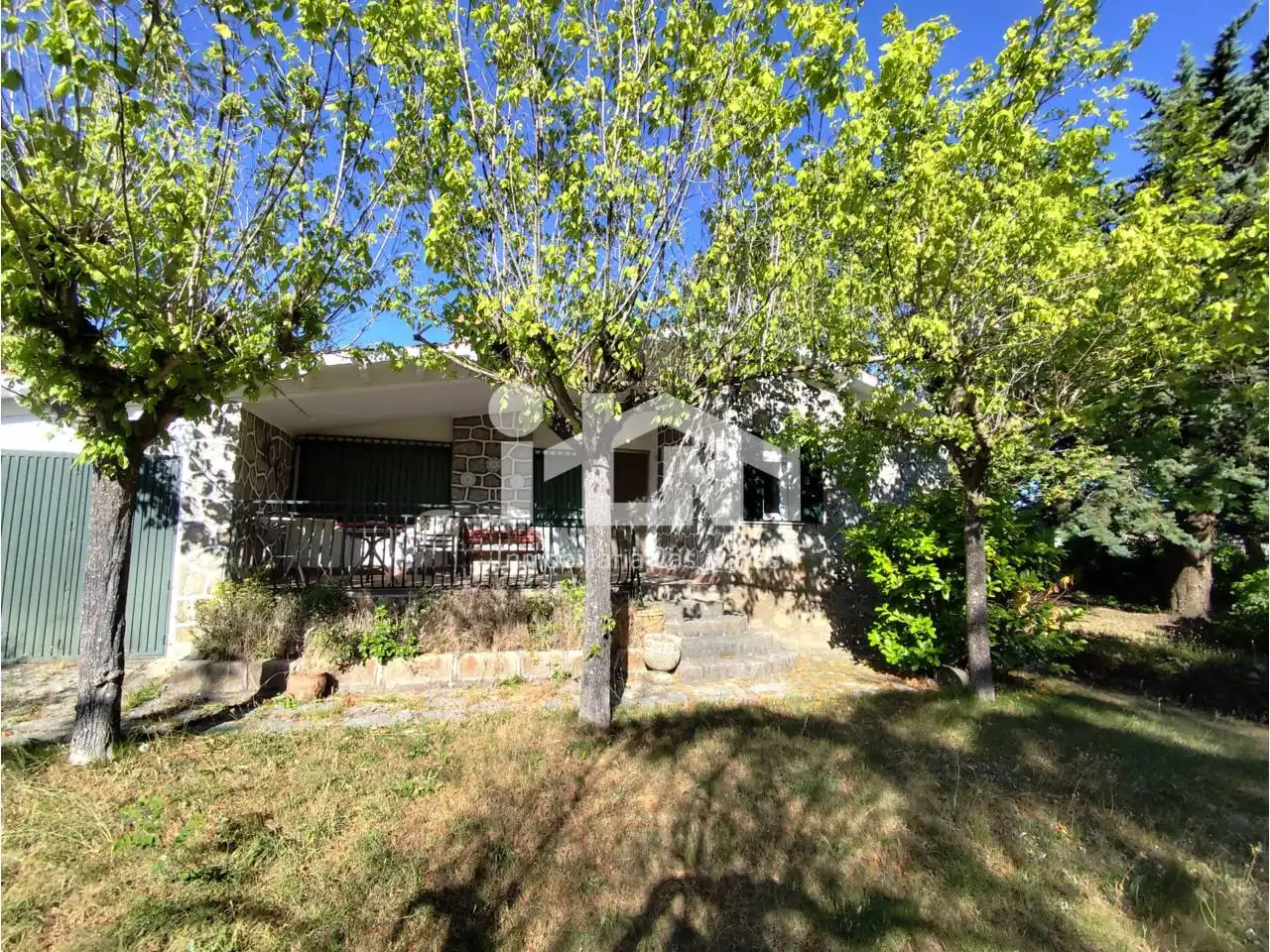Jardín de Casa o chalet en venta en Navalperal de Pinares con Calefacción, Jardín privado y Terraza