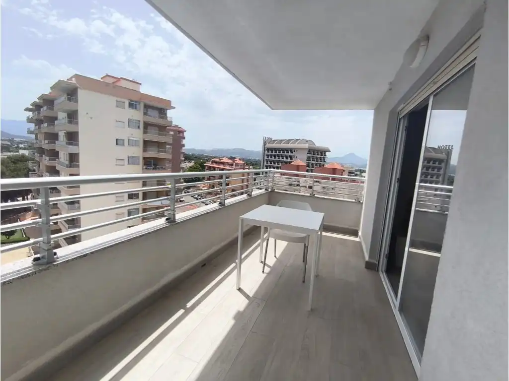 Terrasse von Wohnungen zum Verkauf in Miramar mit Terrasse und Schwimmbad