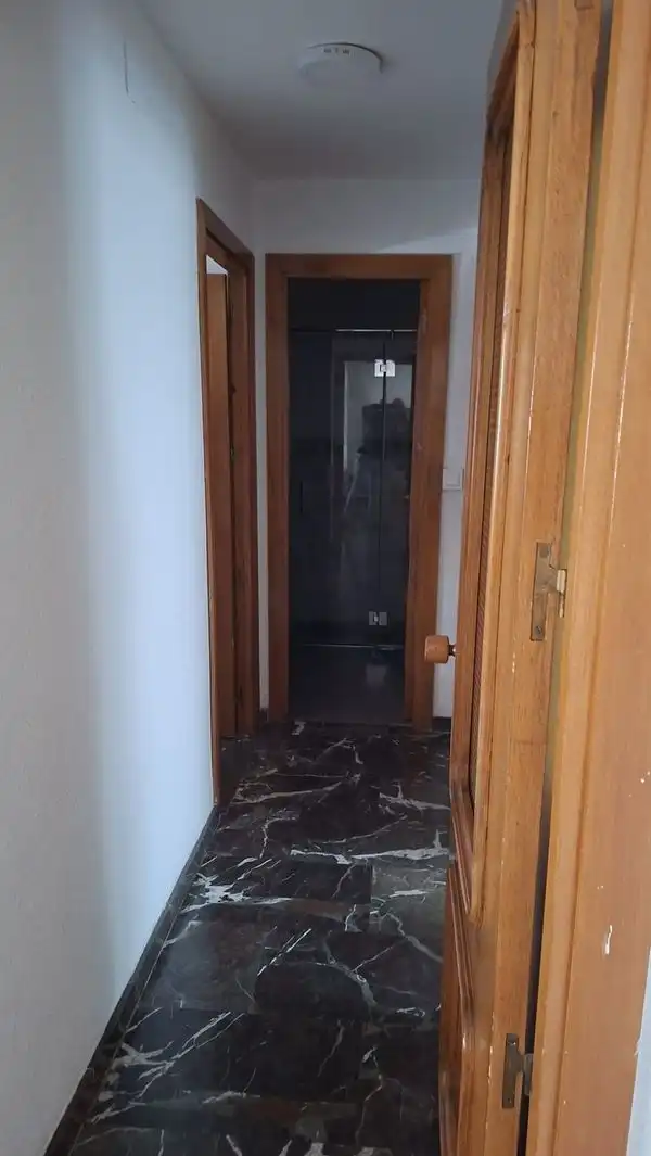 Wohnung zum Verkauf in Granada mit Heizung, Möbliert und Balkon