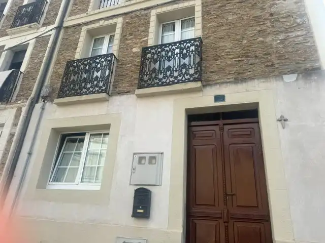 Vista exterior de Finca rústica en venda en Vegadeo amb Calefacció, Jardí privat i Terrassa