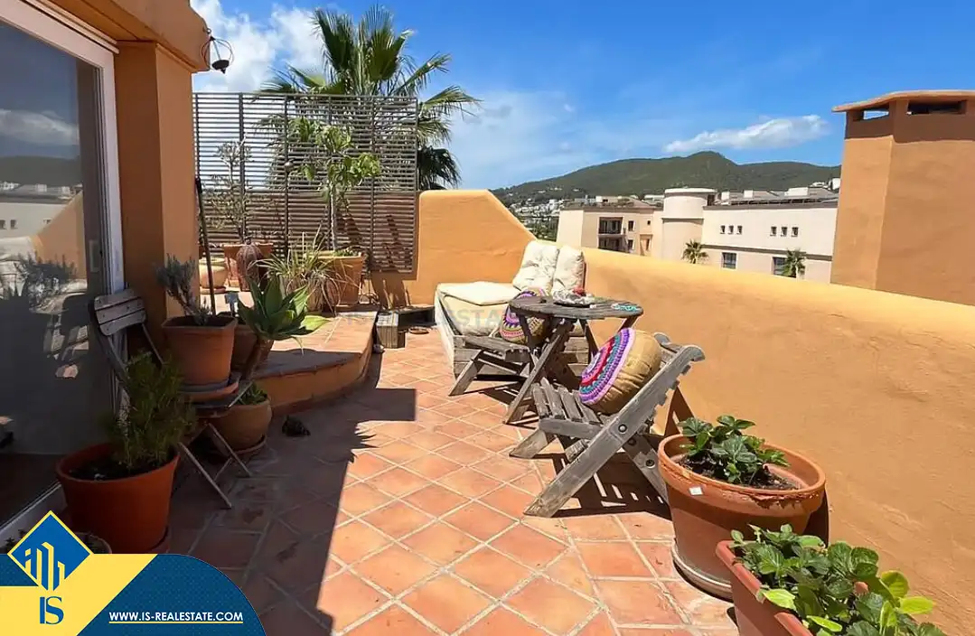 Terrasse von Maisonette zum Verkauf in Santa Eulària des Riu mit Terrasse, Möbliert und Gemeinschaftspool