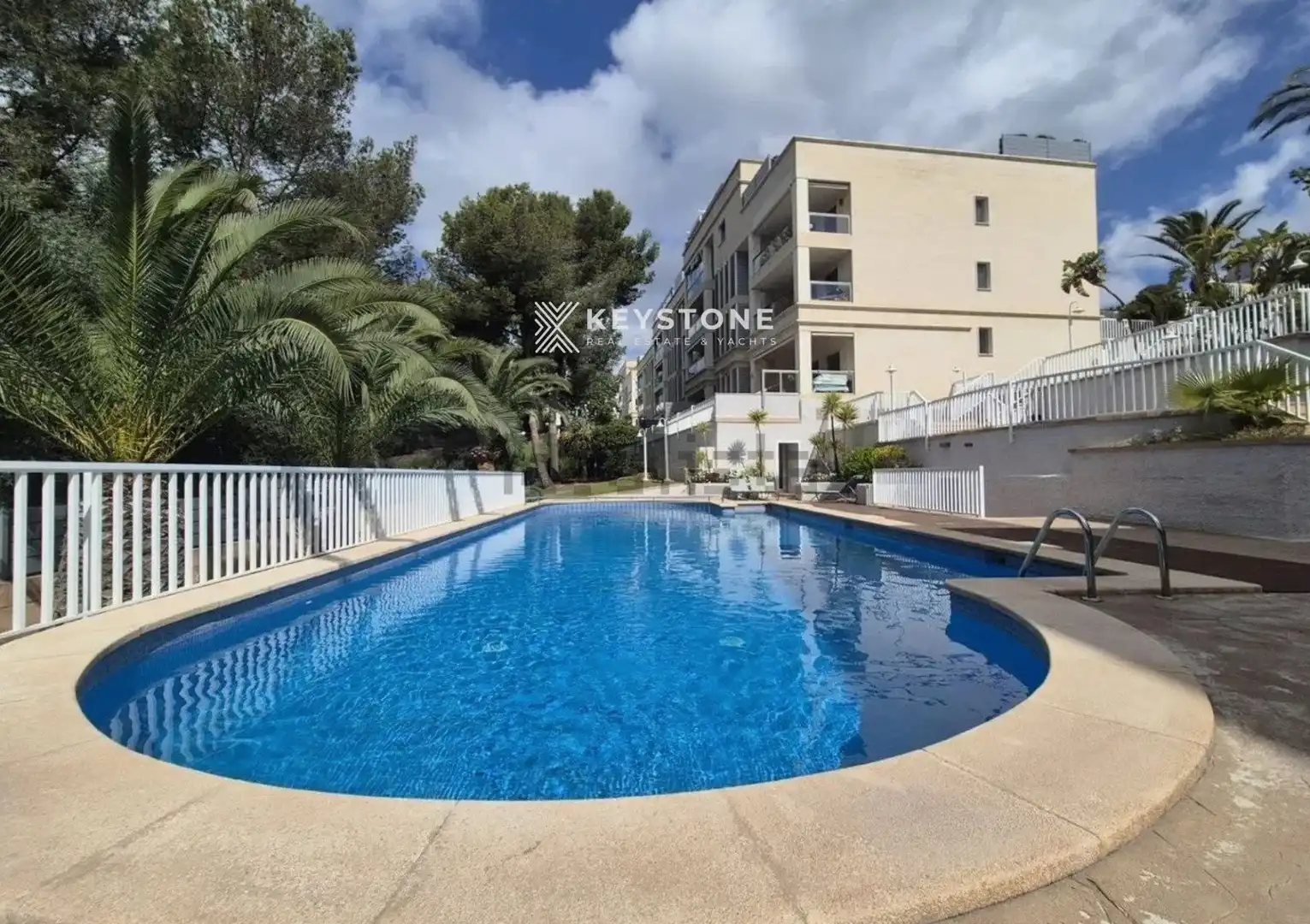Schwimmbecken von Maisonette zur Miete in  Palma de Mallorca mit Klimaanlage, Terrasse und Schwimmbad