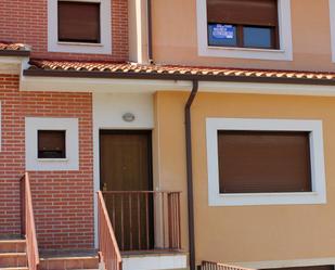 Single-family semi-detached to rent in Calle CISNE, Mojados