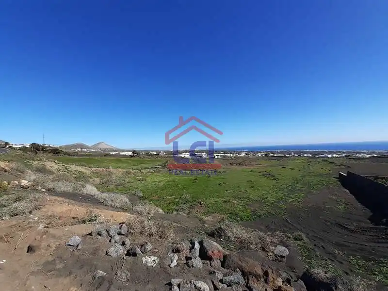 Land for sale in Tías