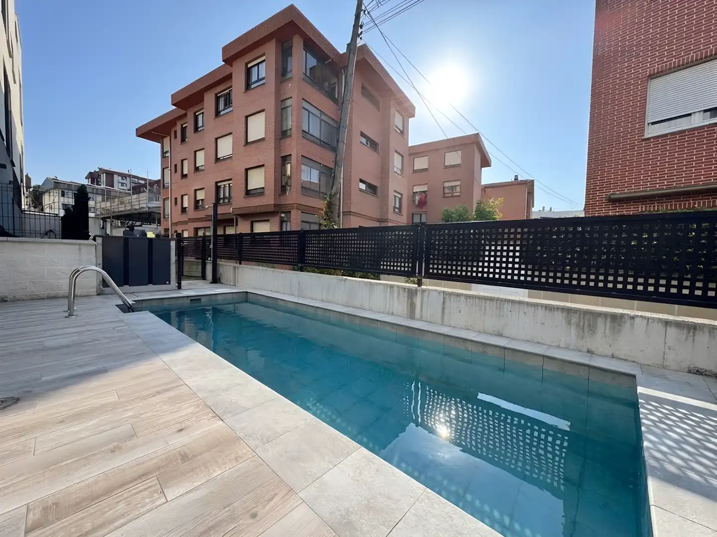 Piscina de Dúplex en venta en Getxo  con Aire acondicionado, Calefacción y Jardín privado