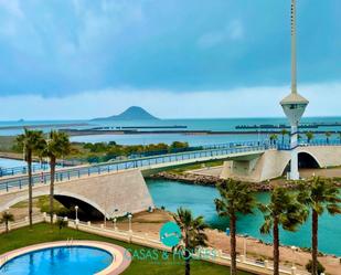 Vista exterior de Apartament en venda en La Manga del Mar Menor amb Terrassa, Moblat i Forn