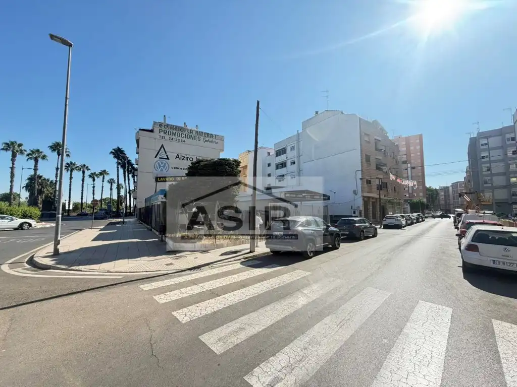 Vista exterior de Residencial en venda en Alzira