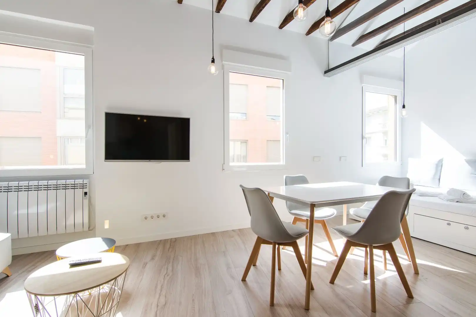 Comedor de Ático en venta en Madrid con Calefacción y Amueblado