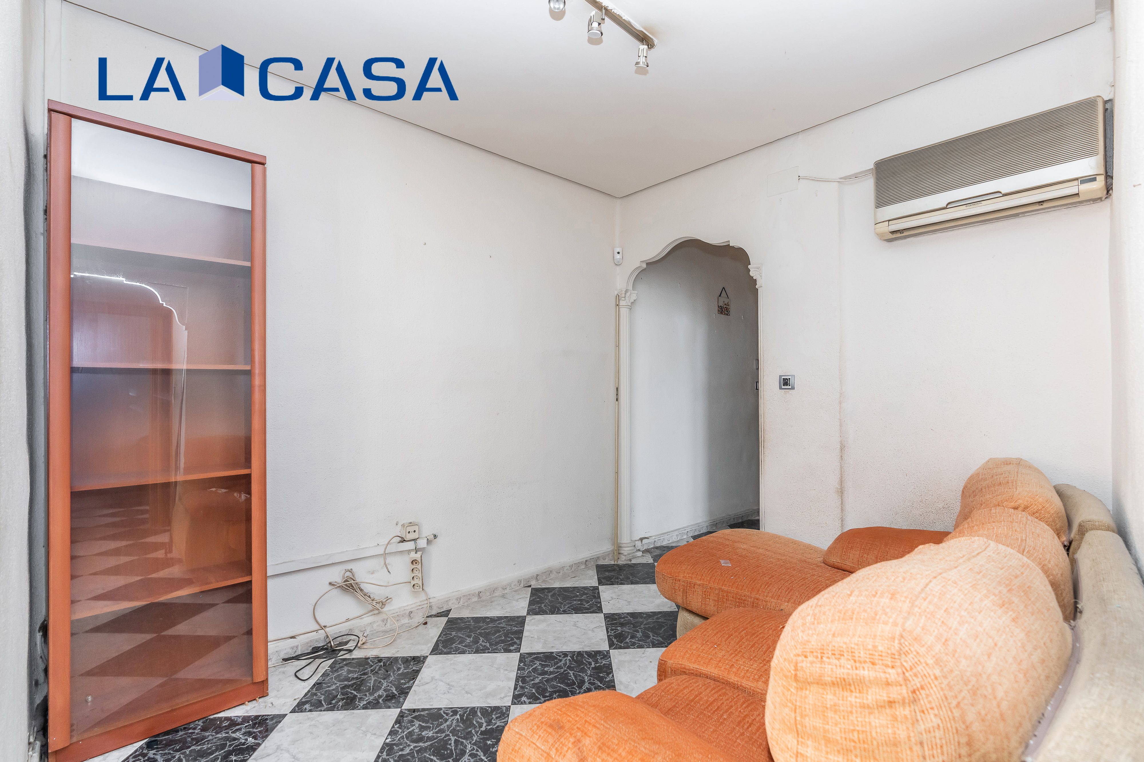 Flat for sale in  Madrid Capital