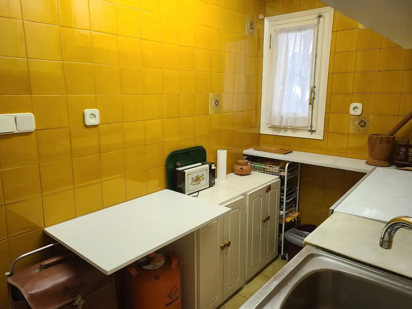 Cuina de Casa o xalet en venda en Llançà amb Calefacció, Terrassa i Traster