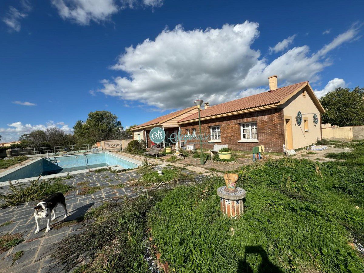 Vista exterior de Casa o xalet en venda en Trescasas