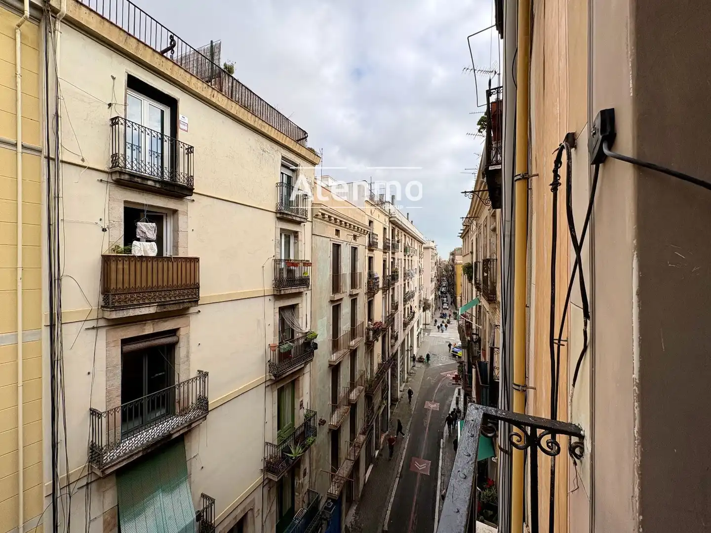 Vista exterior de Piso en venta en Barcelona con Aire acondicionado y Terraza