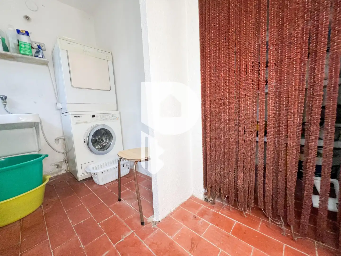 Cuina de Casa o xalet en venda en Vallirana amb Calefacció, Jardí privat i Terrassa